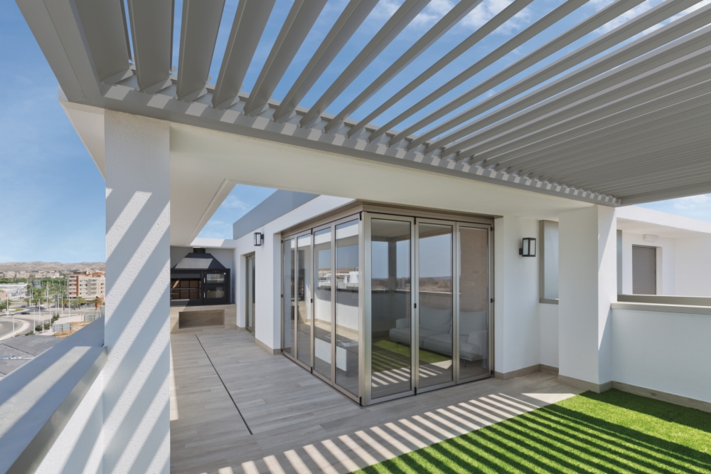 Pergola installed on urban penthouse terraces